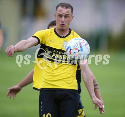 Fussball. 1. Klasse D. Bad St. Leonhard gegen DSG Ferlach. Patrick Schlacher  (Bad St. Leonhard). Bad St. Leonhard, 28.5.2022.
Foto: Kuess
---
pressefotos, pressefotografie, kuess, qs, qspictures, sport, bild, bilder, bilddatenbank