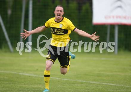 Fussball. 1. Klasse D. Bad St. Leonhard gegen DSG Ferlach.  Torjubel Patrick Schlacher (Bad St. Leonhard). Bad St. Leonhard, 28.5.2022.
Foto: Kuess
---
pressefotos, pressefotografie, kuess, qs, qspictures, sport, bild, bilder, bilddatenbank