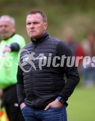 Fussball. 1. Klasse D. Bad St. Leonhard gegen DSG Ferlach.  Trainer Daniel Muenzer  (Bad St. Leonhard). Bad St. Leonhard, 28.5.2022.
Foto: Kuess
---
pressefotos, pressefotografie, kuess, qs, qspictures, sport, bild, bilder, bilddatenbank