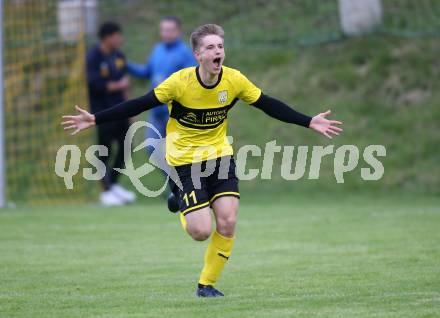 Fussball. 1. Klasse D. Bad St. Leonhard gegen DSG Ferlach. Torjubel  Andreas Steinkellner (Bad St. Leonhard). Bad St. Leonhard, 28.5.2022.
Foto: Kuess
---
pressefotos, pressefotografie, kuess, qs, qspictures, sport, bild, bilder, bilddatenbank