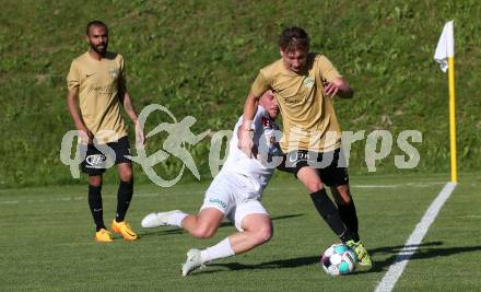 Fussball Kaerntner Liga. Koettmannsdorf gegen Maria Saal.   Armin Ljubijankic (Koettmannsdorf),  Daniel Wernig (Maria Saal). Koettmannsdorf, am 11.6.2022.
Foto: Kuess
---
pressefotos, pressefotografie, kuess, qs, qspictures, sport, bild, bilder, bilddatenbank