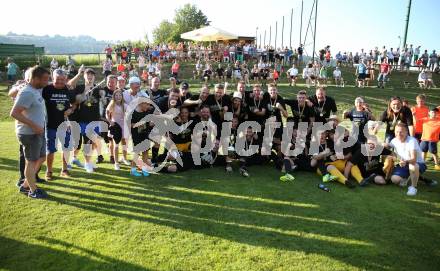 Fussball. KFV-Cup. Koettmannsdorf gegen Gmuend.  Jubel  (Koettmannsdorf). Koettmannsdorf, 19.6.2022.
Foto: Kuess

---
pressefotos, pressefotografie, kuess, qs, qspictures, sport, bild, bilder, bilddatenbank