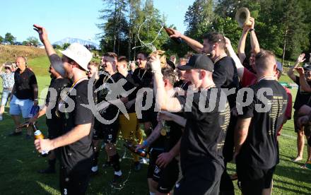 Fussball. KFV-Cup. Koettmannsdorf gegen Gmuend.  Jubel  (Koettmannsdorf). Koettmannsdorf, 19.6.2022.
Foto: Kuess

---
pressefotos, pressefotografie, kuess, qs, qspictures, sport, bild, bilder, bilddatenbank