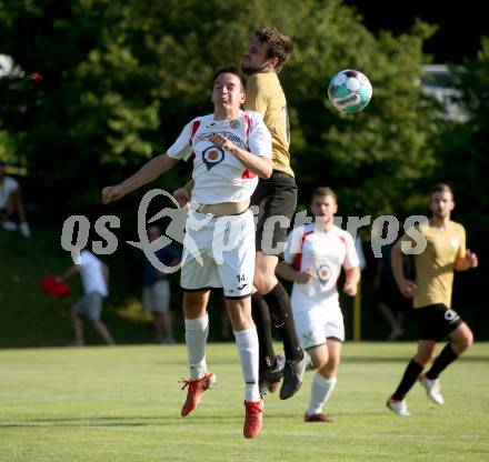 Fussball. KFV-Cup. Koettmannsdorf gegen Gmuend.  Stephan Borovnik   (Koettmannsdorf),   Sandro Unterkofler (Gmuend). Koettmannsdorf, 19.6.2022.
Foto: Kuess

---
pressefotos, pressefotografie, kuess, qs, qspictures, sport, bild, bilder, bilddatenbank