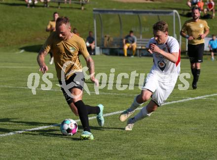 Fussball. KFV-Cup. Koettmannsdorf gegen Gmuend.   Aner Mandzic (Koettmannsdorf), Markus Pichorner  (Gmuend). Koettmannsdorf, 19.6.2022.
Foto: Kuess

---
pressefotos, pressefotografie, kuess, qs, qspictures, sport, bild, bilder, bilddatenbank