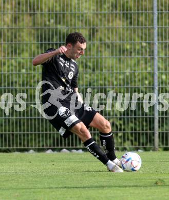 Fussball Testspiel. SK Austria Klagenfurt gegen VSV.  Andy Irving (Klagenfurt). Klagenfurt, am 29.6.2022.
Foto: Kuess
www.qspictures.net
---
pressefotos, pressefotografie, kuess, qs, qspictures, sport, bild, bilder, bilddatenbank