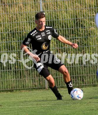 Fussball Testspiel. SK Austria Klagenfurt gegen VSV.  Till Sebastian Schumacher (Klagenfurt). Klagenfurt, am 29.6.2022.
Foto: Kuess
www.qspictures.net
---
pressefotos, pressefotografie, kuess, qs, qspictures, sport, bild, bilder, bilddatenbank