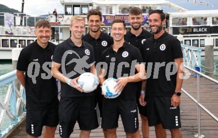Fussball Bundesliga. Saison Kick-off 2022/23. SK Austria Klagenfurt.   Christopher Wernitznig, Christopher Cvetko, Thorsten Mahrer, Till Schumacher, Phillip Menzel, Markus Pink. Klagenfurt, am 5.7.2022.
Foto: Kuess
---
pressefotos, pressefotografie, kuess, qs, qspictures, sport, bild, bilder, bilddatenbank
