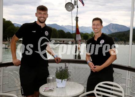 Fussball Bundesliga. Saison Kick-off 2022/23. SK Austria Klagenfurt.   Phillip Menzel, Till Schumacher. Klagenfurt, am 5.7.2022.
Foto: Kuess
---
pressefotos, pressefotografie, kuess, qs, qspictures, sport, bild, bilder, bilddatenbank