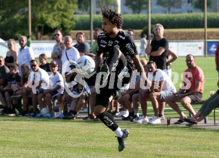 Fussball Testspiel. SK Austria Klagenfurt gegen Moosburg. Maximiliano Moreira Romero . Moosburg, am 6.7.2022.
Foto: Kuess
---
pressefotos, pressefotografie, kuess, qs, qspictures, sport, bild, bilder, bilddatenbank