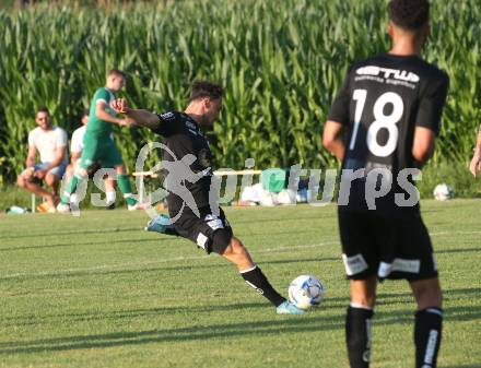 Fussball Testspiel. SK Austria Klagenfurt gegen Moosburg. Simon Straudi. Moosburg, am 6.7.2022.
Foto: Kuess
---
pressefotos, pressefotografie, kuess, qs, qspictures, sport, bild, bilder, bilddatenbank