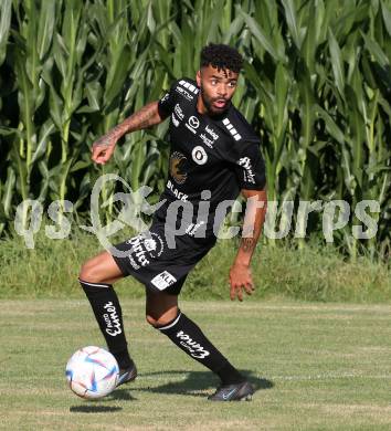 Fussball Testspiel. SK Austria Klagenfurt gegen Moosburg.  Stanley Ratifo. Moosburg, am 6.7.2022.
Foto: Kuess
---
pressefotos, pressefotografie, kuess, qs, qspictures, sport, bild, bilder, bilddatenbank