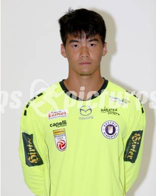 Fussball. Bundesliga. Austria Klagenfurt. Mannschaftsfototermin. Portrait.  Shaoziyang Liu.  Klagenfurt 8.7.2022.
Foto: Kuess
---
pressefotos, pressefotografie, kuess, qs, qspictures, sport, bild, bilder, bilddatenbank