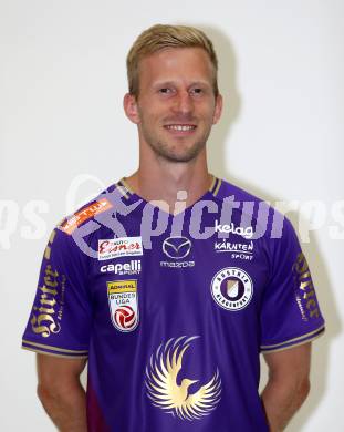 Fussball. Bundesliga. Austria Klagenfurt. Mannschaftsfototermin. Portrait.  Christopher Cvetko.  Klagenfurt 8.7.2022.
Foto: Kuess
---
pressefotos, pressefotografie, kuess, qs, qspictures, sport, bild, bilder, bilddatenbank