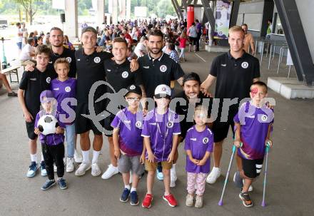 Fussball Viola Kirchtag. SK Austria Klagenfurt.  Turgay Gemicibasi, Lukas Fridrikas, Florian Rieder, Kosmas Gkezos, Maximiliano Moreira Romero, Florian Jaritz.  Klagenfurt, am 9.7.2022.
Foto: Kuess
---
pressefotos, pressefotografie, kuess, qs, qspictures, sport, bild, bilder, bilddatenbank