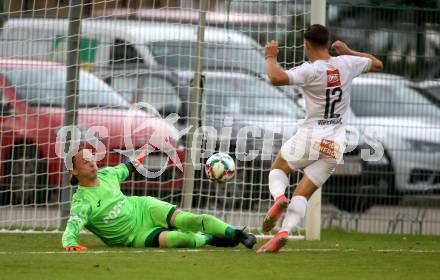 Fussball. OEFB Cup. SAK gegen Wiener Sport-Club.  Aric Leon Haimburger, (SAK), Mario Vucenovic   (Wiener Sport-Club). Klagenfurt, 15.7.2022.
Foto: Kuess
---
pressefotos, pressefotografie, kuess, qs, qspictures, sport, bild, bilder, bilddatenbank