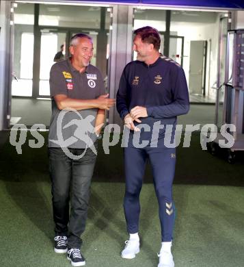 Fussball Testspiel. SK Austria Klagenfurt gegen FC Southampton.   Trainer Peter Pacult, (Klagenfurt),  Trainer Ralph Hasenhuettl( (FC Southampton). Klagenfurt, am 18.7.2022. 
Foto: Kuess

---
pressefotos, pressefotografie, kuess, qs, qspictures, sport, bild, bilder, bilddatenbank