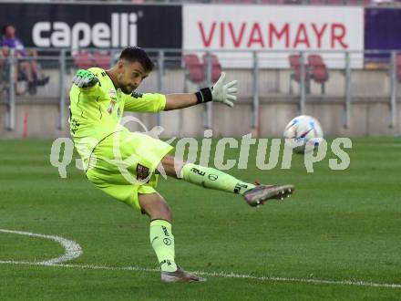 Fussball Testspiel. SK Austria Klagenfurt gegen FC Southampton.   Philllip Menzel (Klagenfurt). Klagenfurt, am 18.7.2022. 
Foto: Kuess

---
pressefotos, pressefotografie, kuess, qs, qspictures, sport, bild, bilder, bilddatenbank