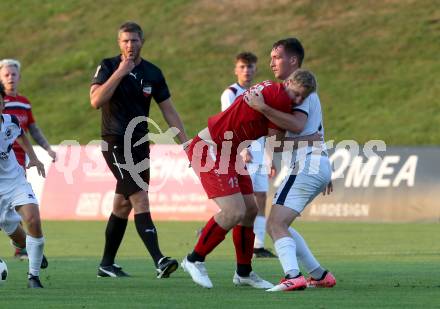 Fussball. Unterliga Ost. St. Veit gegen Sirnitz.  Moritz Johannes Kirbach (St. Veit),  Martin Hinteregger  (Sirnitz). St. Veit, 22.7.2022.
Foto: Kuess
---
pressefotos, pressefotografie, kuess, qs, qspictures, sport, bild, bilder, bilddatenbank