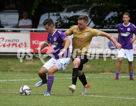 Fussball. Kaerntner Liga. Austria Klagenfurt Amat. gegen Koettmannsdorf.   Chris-Stephan Dierke (Austria Klagenfurt Amat),  Ziga Erzen  (Koettmannsdorf). Brueckl, 23.7.2022.
Foto: Kuess
---
pressefotos, pressefotografie, kuess, qs, qspictures, sport, bild, bilder, bilddatenbank