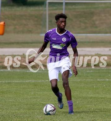 Fussball. Kaerntner Liga. Austria Klagenfurt Amat. gegen Koettmannsdorf.   Mersei Dieu Nsandi (Austria Klagenfurt Amat). Brueckl, 23.7.2022.
Foto: Kuess
---
pressefotos, pressefotografie, kuess, qs, qspictures, sport, bild, bilder, bilddatenbank