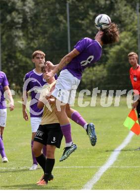 Fussball. Kaerntner Liga. Austria Klagenfurt Amat. gegen Koettmannsdorf.   Josip Pejic (Austria Klagenfurt Amat),   Nico Daniel Taschwer (Koettmannsdorf). Brueckl, 23.7.2022.
Foto: Kuess
---
pressefotos, pressefotografie, kuess, qs, qspictures, sport, bild, bilder, bilddatenbank