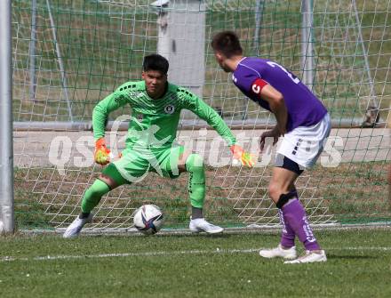 Fussball. Kaerntner Liga. Austria Klagenfurt Amat. gegen Koettmannsdorf.   Shaoziyang Liu (Austria Klagenfurt Amat). Brueckl, 23.7.2022.
Foto: Kuess
---
pressefotos, pressefotografie, kuess, qs, qspictures, sport, bild, bilder, bilddatenbank