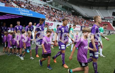 Fussball. Bundesliga. Austria Klagenfurt gegen Rapid Wien. Christopher Cvetko, Christopher Wernitznig, Thorsten Mahrer (Klagenfurt).  Klagenfurt, 31.7.2022.
Foto: Kuess
---
pressefotos, pressefotografie, kuess, qs, qspictures, sport, bild, bilder, bilddatenbank