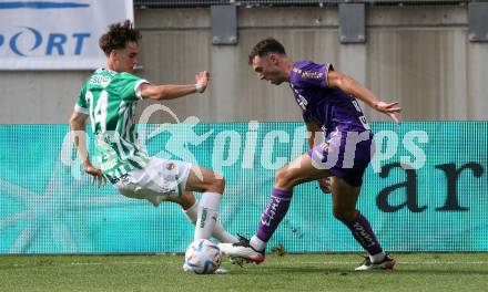 Fussball. Bundesliga. Austria Klagenfurt gegen Rapid Wien. Andrew Irving(Klagenfurt),  Nikolas Sattlberger (Rapid).  Klagenfurt, 31.7.2022.
Foto: Kuess
---
pressefotos, pressefotografie, kuess, qs, qspictures, sport, bild, bilder, bilddatenbank