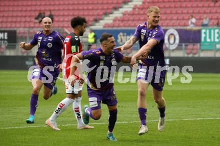 Fussball Bundesliga.  SK Austria Klagenfurt gegen SV Guntamatic Ried.  Torjubel Jonas Arweiler, Sinan Karweina (Klagenfurt). Klagenfurt, am 13.8.2022. 
Foto: Kuess

---
pressefotos, pressefotografie, kuess, qs, qspictures, sport, bild, bilder, bilddatenbank