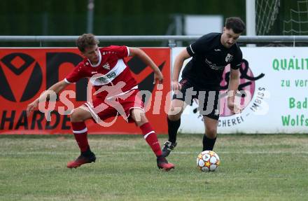 Fussball 2. Klasse C. St. Margarethen im Lavanttal gegen St. Paul.  Raphael Kargl (St.Margarethen),  Nico Julian Glanz  (St. Paul).  St. Matgarethen, am 6.8.2022.
Foto: Kuess
---
pressefotos, pressefotografie, kuess, qs, qspictures, sport, bild, bilder, bilddatenbank