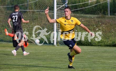 Fussball 1. KLasse. DSG Ferlach gegen St. Margareten im Rosental.    Torjubel Maximilian Nikolaus Melbinger (Ferlach). Ferlach, am 23.7.2022.
Foto: Kuess
---
pressefotos, pressefotografie, kuess, qs, qspictures, sport, bild, bilder, bilddatenbank