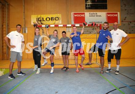 Handball. SC Ferlach. Miro Barisic, Alvera Lamprecht, Andrea Pavkovic, Trainerin Iva Kanjugovic, Hari Pavlov, Michal Martin Konecny, Trainer Risto Arnaudovski . Ferlach, 25.7.2022.
foto: Kuess
---
pressefotos, pressefotografie, kuess, qs, qspictures, sport, bild, bilder, bilddatenbank