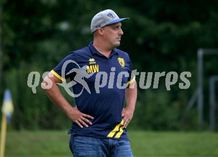 Fussball 1. KLasse. DSG Ferlach gegen St. Margareten im Rosental.    Trainer Mario Woschitz (Ferlach). Ferlach, am 23.7.2022.
Foto: Kuess
---
pressefotos, pressefotografie, kuess, qs, qspictures, sport, bild, bilder, bilddatenbank