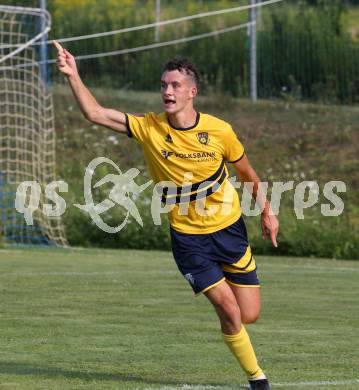 Fussball 1. KLasse. DSG Ferlach gegen St. Margareten im Rosental.    Torjubel Maximilian Nikolaus Melbinger (Ferlach). Ferlach, am 23.7.2022.
Foto: Kuess
---
pressefotos, pressefotografie, kuess, qs, qspictures, sport, bild, bilder, bilddatenbank