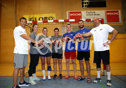 Handball. SC Ferlach. Miro Barisic, Alvera Lamprecht, Andrea Pavkovic, Trainerin Iva Kanjugovic, Hari Pavlov, Michal Martin Konecny, Risto Arnaudovski . Ferlach, 25.7.2022.
Foto: Kuess
---
pressefotos, pressefotografie, kuess, qs, qspictures, sport, bild, bilder, bilddatenbank