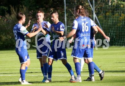 Fussball. Unterliga West. Dellach Gail gegen Penk.  Torjubel Maximilian Wastian, Samir Nuhanovic, Lukas Fabian Santner  (Dellach). Dellach im Gailtal, am 14.8.2022.
Foto: Kuess
---
pressefotos, pressefotografie, kuess, qs, qspictures, sport, bild, bilder, bilddatenbank
