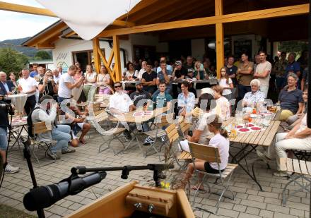 Klettern, Bouldern. Empfang Europameister Nicolai Uznik.  St. Johann,  21.8.2022.
Foto: Kuess
---
pressefotos, pressefotografie, kuess, qs, qspictures, sport, bild, bilder, bilddatenbank