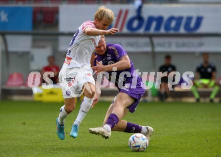 Fussball Bundesliga.  SK Austria Klagenfurt gegen FK Austria Wien.  Jonas Arweiler,   (Klagenfurt),  Matthias Braunoeder  (Wien). Klagenfurt, am 28.8.2022. 
Foto: Kuess

---
pressefotos, pressefotografie, kuess, qs, qspictures, sport, bild, bilder, bilddatenbank