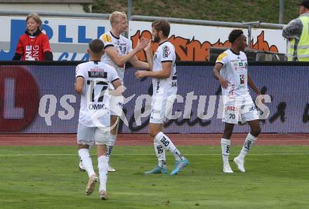 Fussball Bundesliga.  WAC gegen SK Austria Klagenfurt.  Torjubel Raphael Schifferl,  Dominik Baumgartner, Thierno Mamadou Lamarana Ballo, Ervin Omic  (WAC). Wolfsberg, am 4.9..2022. 
Foto: Kuess

---
pressefotos, pressefotografie, kuess, qs, qspictures, sport, bild, bilder, bilddatenbank