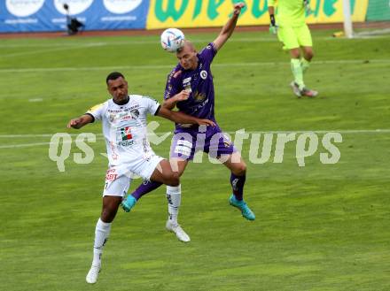Fussball Bundesliga.  WAC gegen SK Austria Klagenfurt.   Maurice Maximilian Malone,  (WAC),  Nicolas Wimmer  (Klagenfurt). Wolfsberg, am 4.9..2022. 
Foto: Kuess

---
pressefotos, pressefotografie, kuess, qs, qspictures, sport, bild, bilder, bilddatenbank