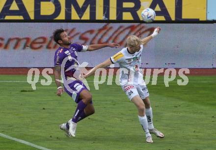 Fussball Bundesliga.  WAC gegen SK Austria Klagenfurt.   Raphael Schifferl,  (WAC),    Markus Pink (Klagenfurt). Wolfsberg, am 4.9..2022. 
Foto: Kuess

---
pressefotos, pressefotografie, kuess, qs, qspictures, sport, bild, bilder, bilddatenbank