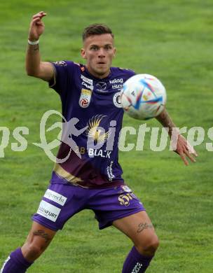 Fussball Bundesliga.  WAC gegen SK Austria Klagenfurt.  Florian Rieder  (Klagenfurt). Wolfsberg, am 4.9..2022. 
Foto: Kuess

---
pressefotos, pressefotografie, kuess, qs, qspictures, sport, bild, bilder, bilddatenbank