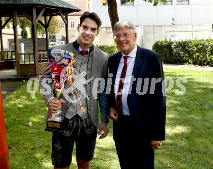 EBEL. Eishockey Bundesliga. KAC. Wahl zum Kaerntner Eishockey Superstar. Lukas Haudum, Peter Kaiser. Klagenfurt, am 12.9.2021.
Foto: Kuess
www.qspictures.net

---
pressefotos, pressefotografie, kuess, qs, qspictures, sport, bild, bilder, bilddatenbank