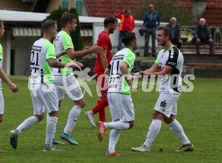 Fussball. Kaerntner Liga. Atus Ferlach gegen SV Feldkirchen.   Torjubel  (Feldkirchen). Ferlach, 24.9.2022.
Foto: Kuess
---
pressefotos, pressefotografie, kuess, qs, qspictures, sport, bild, bilder, bilddatenbank
