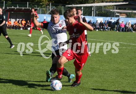 Fussball. 1. KLasse D. Sittersdorf gegen Rueckersdorf.  Oliver Planteu  (Sittersdorf),  Maximilian Liesnig  (Rueckersdorf).  Sittersdorf, am 2.10.2022. 
Foto: Kuess
---
pressefotos, pressefotografie, kuess, qs, qspictures, sport, bild, bilder, bilddatenbank