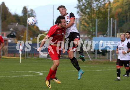 Fussball. 1. KLasse D. Sittersdorf gegen Rueckersdorf.  Oliver Planteu  (Sittersdorf),  Patrick Valentin Starmuz  (Rueckersdorf).  Sittersdorf, am 2.10.2022. 
Foto: Kuess
---
pressefotos, pressefotografie, kuess, qs, qspictures, sport, bild, bilder, bilddatenbank