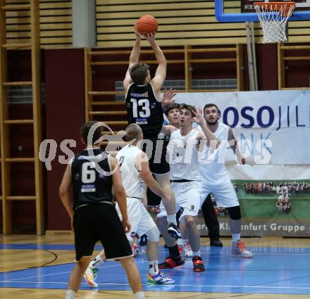 Basketball 2. Liga 2022/2023. Grunddurchgang 1. Runde.  KOS Celovec gegen  RAIDERS Tirol.   Andrej Blazevic, Andi Shehu (KOS),  Leart Perani (Tirol). Klagenfurt, am 8.10.2022.
Foto: Kuess
www.qspictures.net
---
pressefotos, pressefotografie, kuess, qs, qspictures, sport, bild, bilder, bilddatenbank