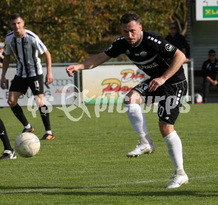 Fussball. Kaerntner Liga.  Bleiburg gegen ASK.   Mario Antunovic (ASK).  Bleiburg,  am 2.10.2022. 
Foto: Kuess
---
pressefotos, pressefotografie, kuess, qs, qspictures, sport, bild, bilder, bilddatenbank