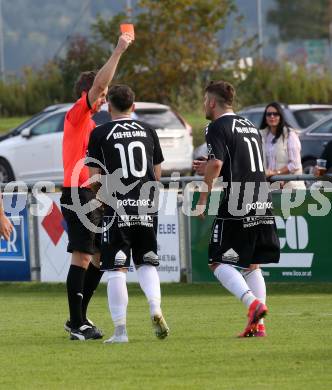 Fussball. Kaerntner Liga.  Bleiburg gegen ASK.  Rote Karte Lukas Schmied  (ASK).  Bleiburg,  am 2.10.2022. 
Foto: Kuess
---
pressefotos, pressefotografie, kuess, qs, qspictures, sport, bild, bilder, bilddatenbank